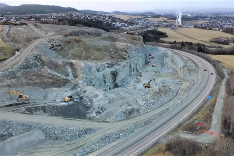 Det bygges nå nye E6 mellom Ranheim (i bakgrunnen) og Værnes