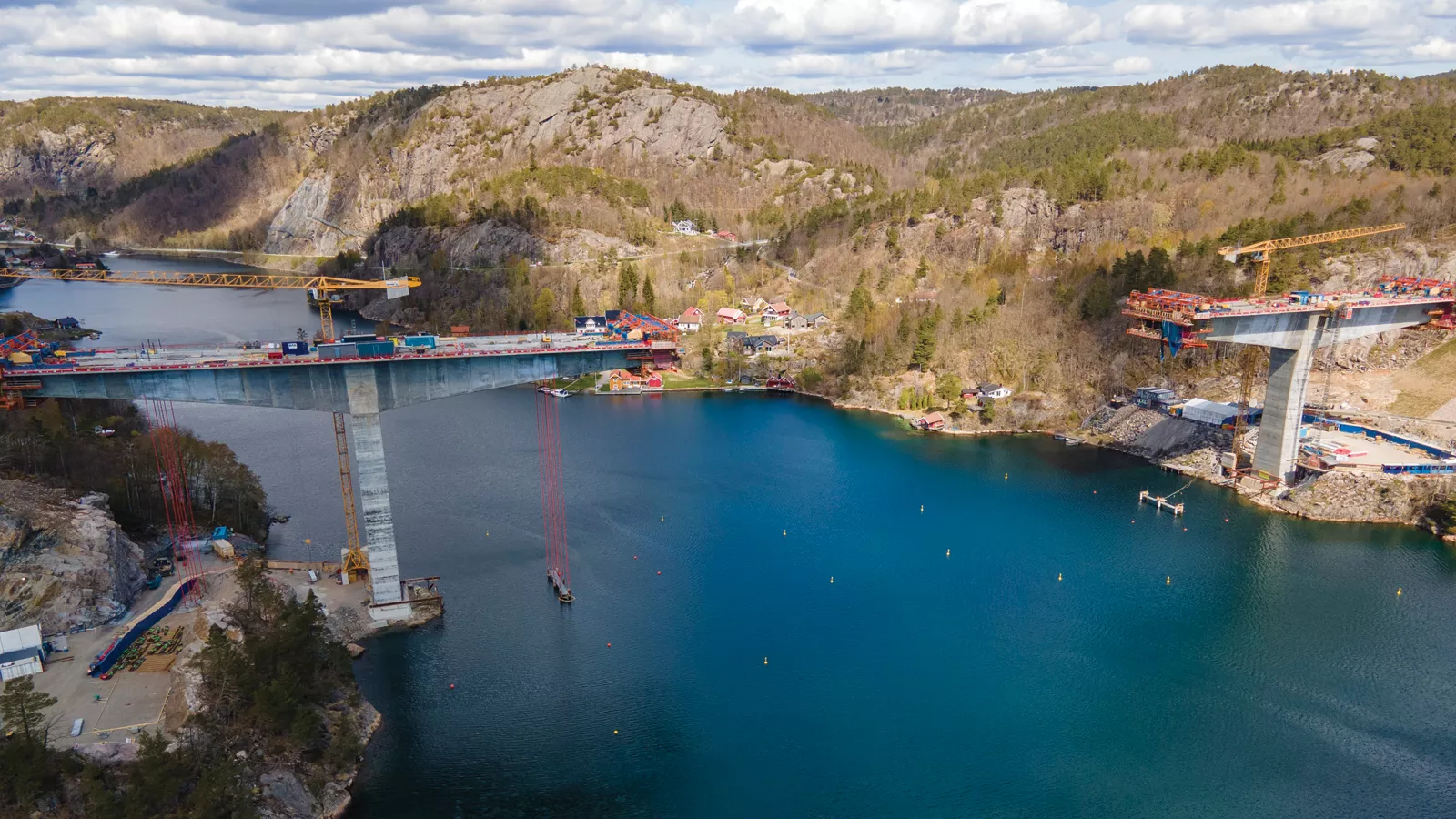 Trysfjordbrua - Bygget med Leca 800