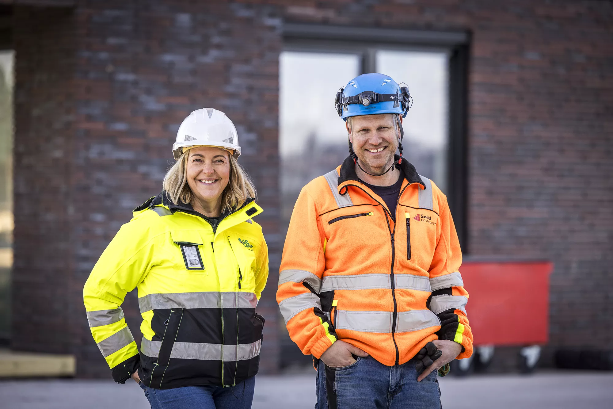 Joacim Hovde, betongformann i Solid Entreprenør, beskriver hvordan blåseinstallasjonen av Leca® Lettklinker har vært avgjørende for en smidig fremdrift